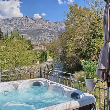 Chill House Near Split *