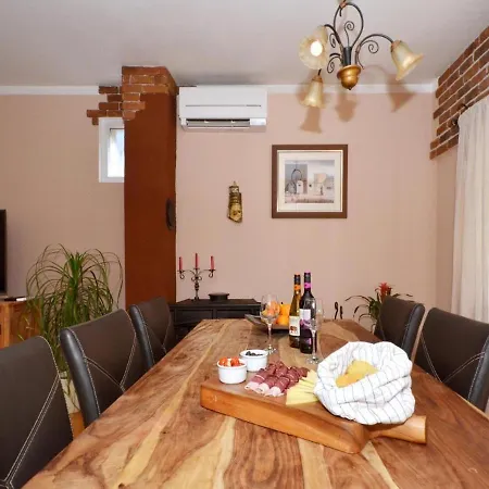 Сasa de vacaciones Chill House Near Split